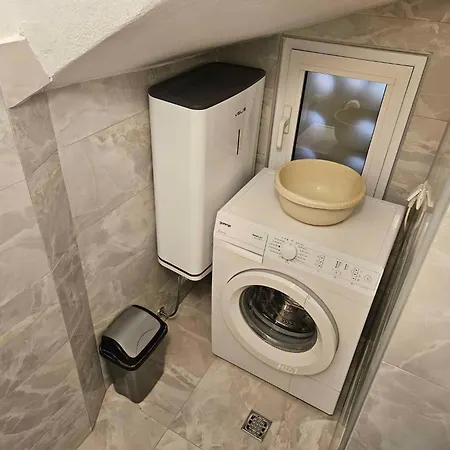 In - Riviera 17889 Apartment