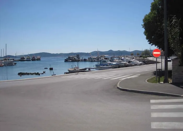 In - Riviera 17889 * Zadar